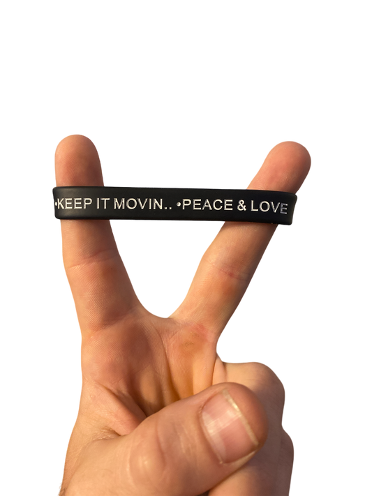 BRACLET " •STAY UP • KEEP IT MOVIN.. •PEACE & LOVE "